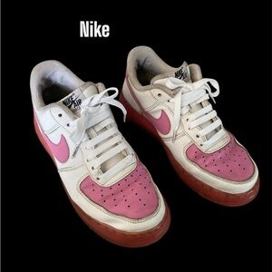 Nike Air Pink and White shoes SZ 8.5